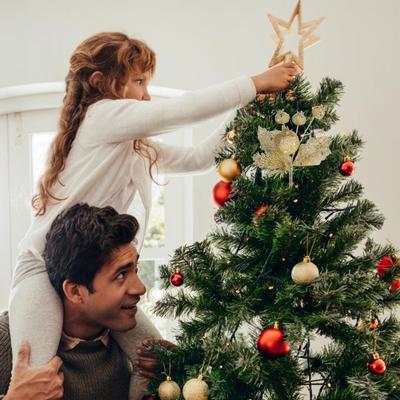 Julgransgröna Juldekor Konstgjorda Tallgröna Blomsterarrangemang Dekor För Hem Inomhus Utomhus Helgdag