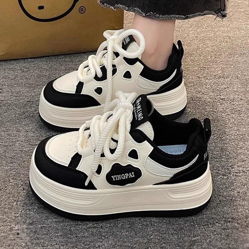 Kids' White Non-slip Lightweight Sneakers, Versatile for Spring & Autumn, Soft & Thick Sole Running Shoes for Boys & Girls.
