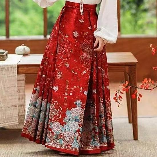 Children's Hanfu Set: Women's Mian Skirt with Embroidered Shirt, 2025 Tang Suit Style.