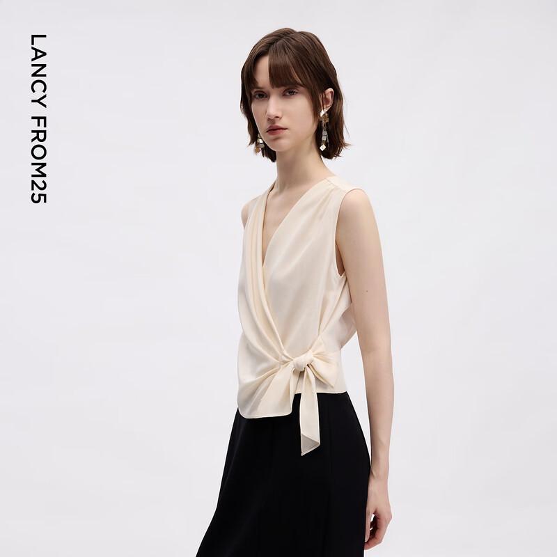 Langzi 25 Sleeveless V-Neck Commuter Blouse