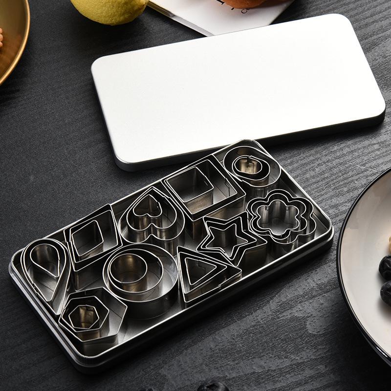 30-Piece Stainless Steel Star and Round Mousse Ring Cookie Cutter Set