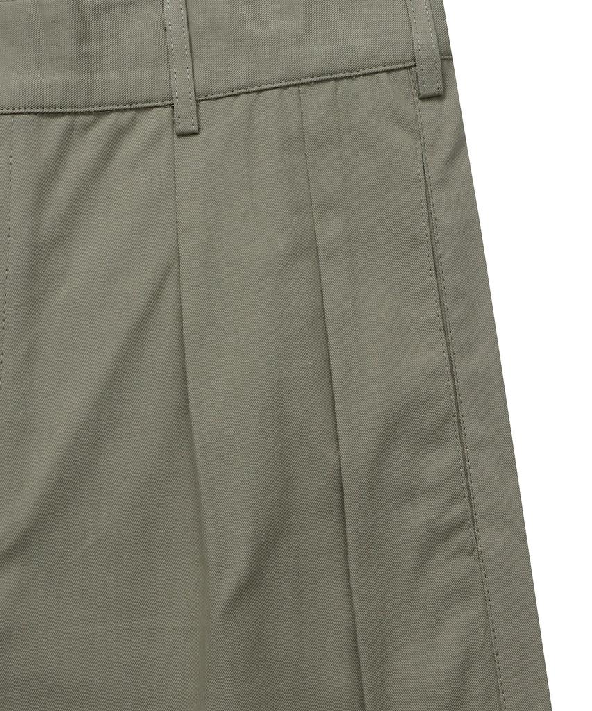 CONNECT KINLOCH Two-Tuck Half Pants (Light Khaki)