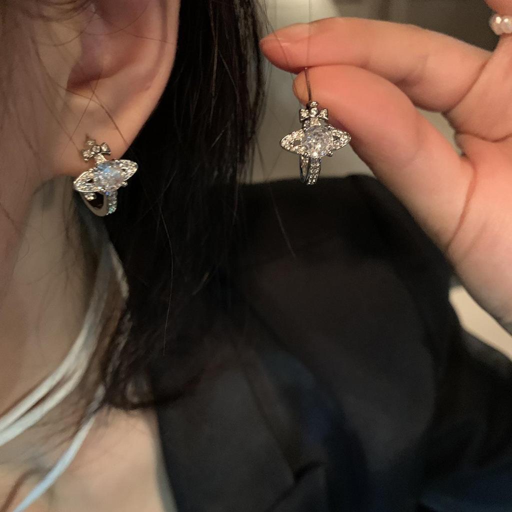 Stylish 2023 Planet Series Earrings: Trendy High-End Women's Accessory