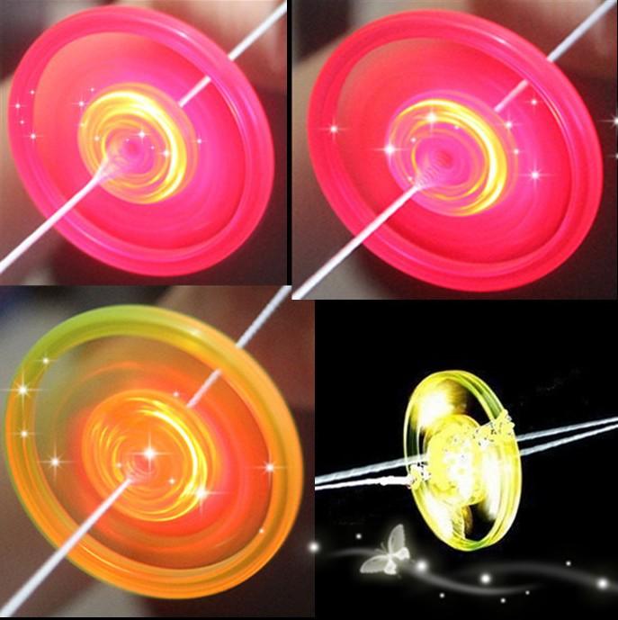 Kids Pull Hand Luminous Flashing Flywheel Toy LED Light Up Flash Gyro Toys Novelty Children's Birthday Gift