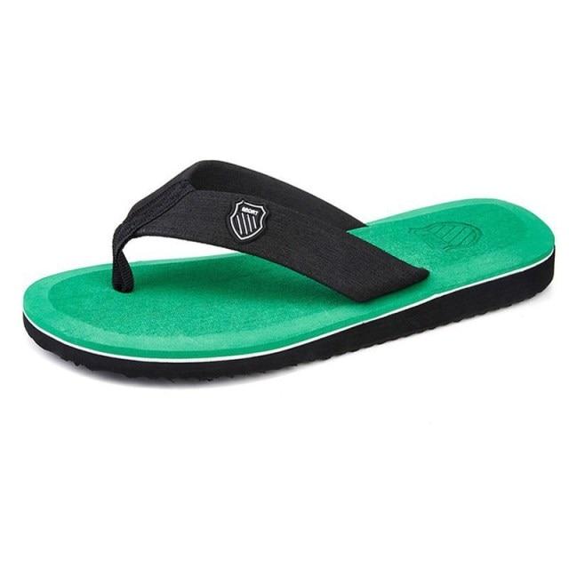 Herresko Nyankommet Sommer Herre Flip Flops Høykvalitets strandsandaler Anti-skli Zapatos Hombre Casual Engros Herre tøfler
