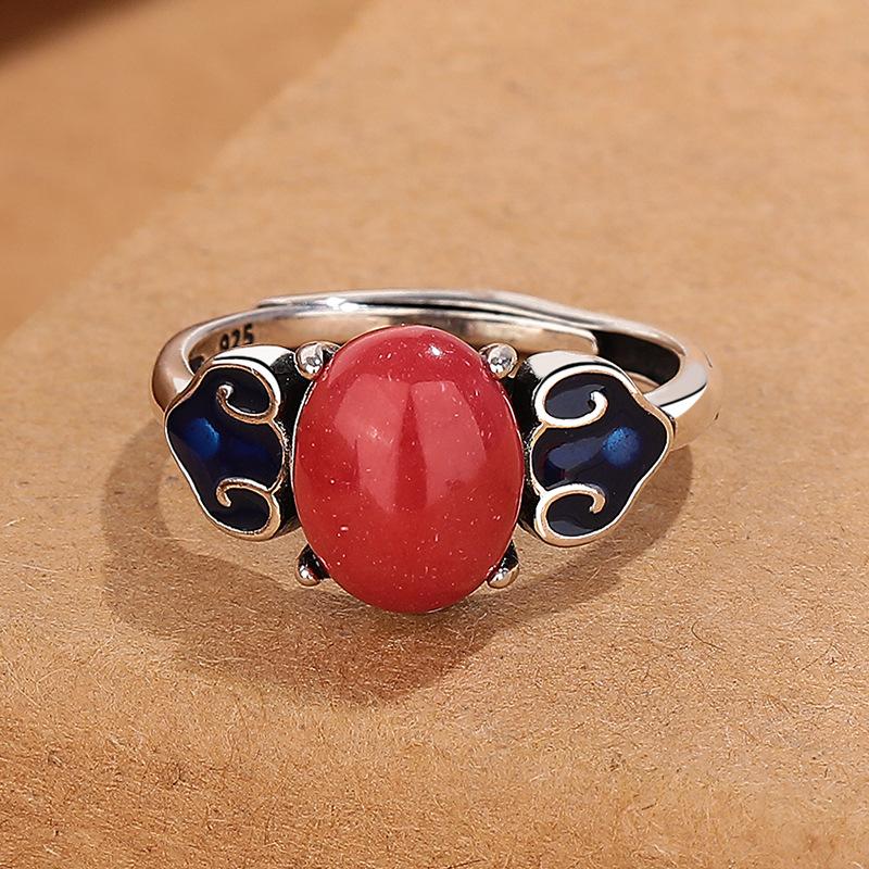 Nanhong Ruyi Egg Ring Retro Palace Wind Ring