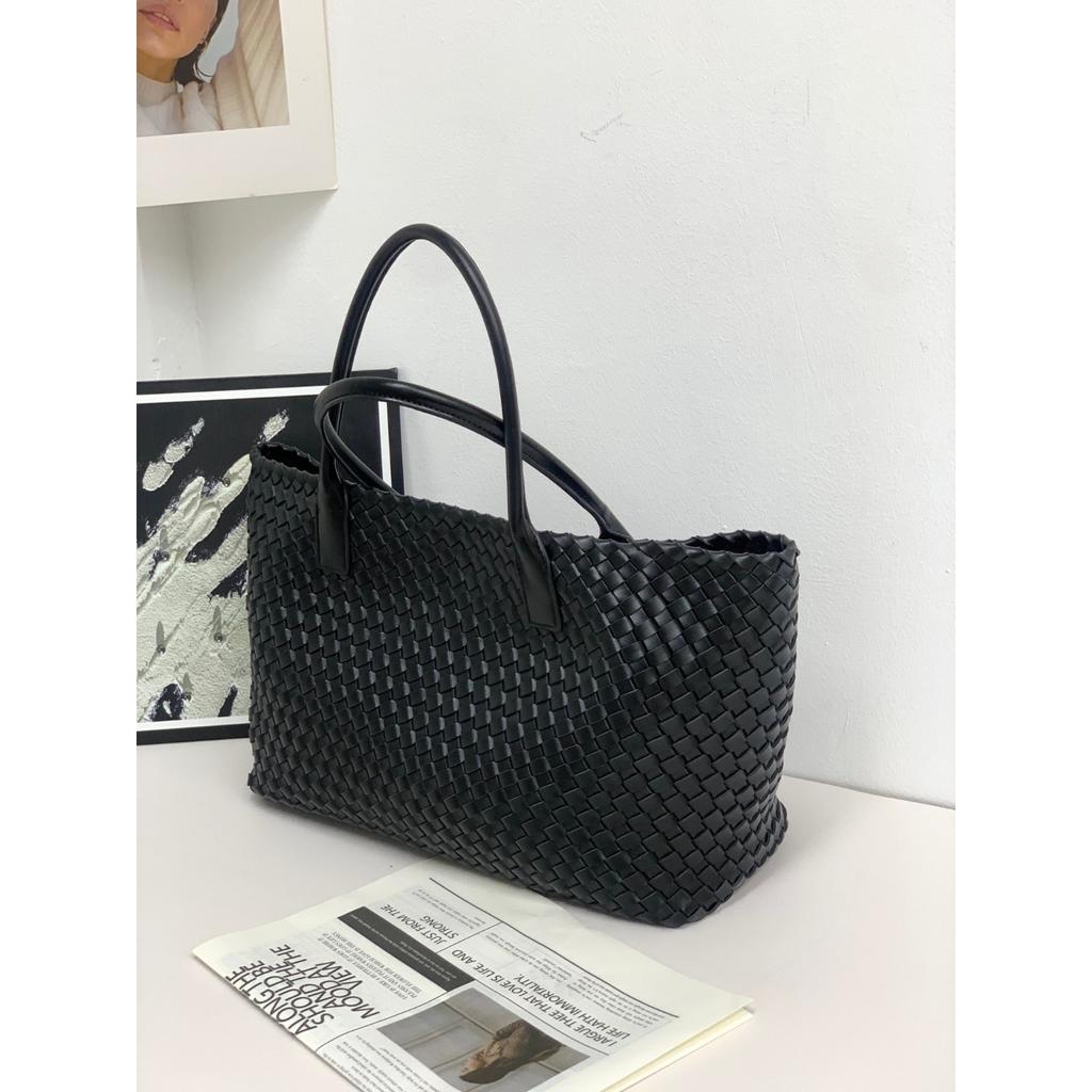 New Double-sided Woven Tote Bag Women's Genuine Leather Shoulder Handbag Large-capacity Shopping Bag Vegetable Basket Commuter Versatile