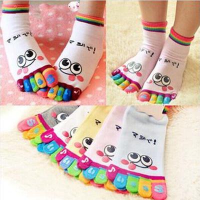 Color Random Cute Sports Casual Toe Socks Cotton Cartoon Smile Five Finger