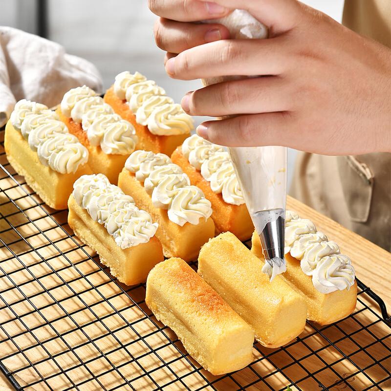 9-Cavity Silicone Baking Mold for Cakes & Desserts