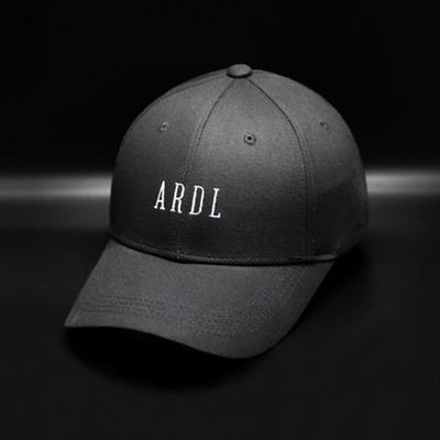 Berretti e cappelli – Berretti e cappelli con visiera
