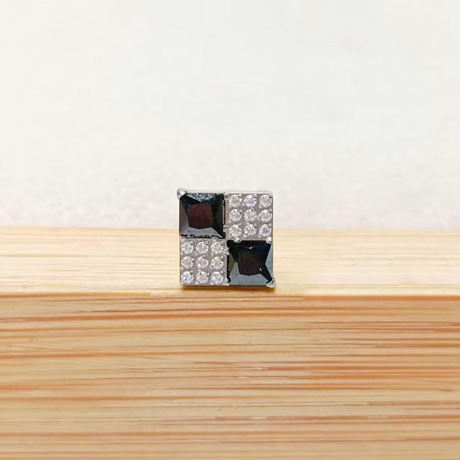 F136 Titanium Zircon Pendant Tragus Stud Cartilage Piercing Jewelry