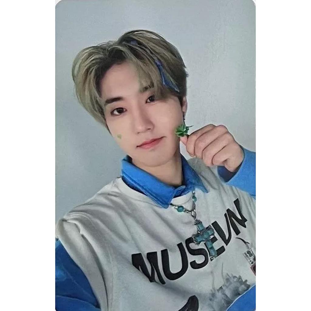 STRAY KIDS Social Path STANDARD A B ver. FC ver. OFFICIAL PHOTO CARD STICKER