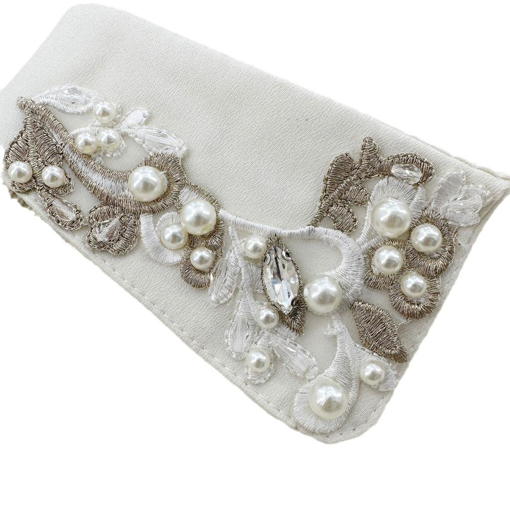 Fashion And Popular Embroidery Heavy Craftsmanship Beading Black And White Small Single Item Fake Collar