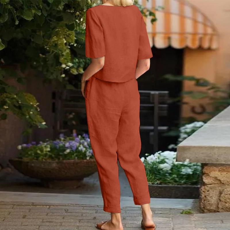 Women's Vintage Cotton & Linen Summer Set: Oversized O-neck Top with Short Sleeves and Wide-leg Pants.