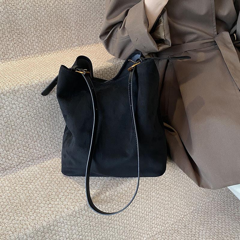 Ielgy Lazy Style Suede Large Capacity Bucket Bag Retro Casual Tote One-Shoulder Diagonal Large Bag