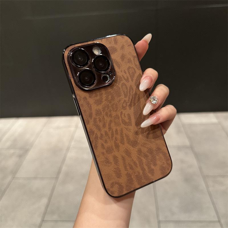 iPhone 16 Pro Leopardenmuster Lederhülle mit Vollabdeckung Linsenfolie für iPhone 13 Pro/15/14 Pro