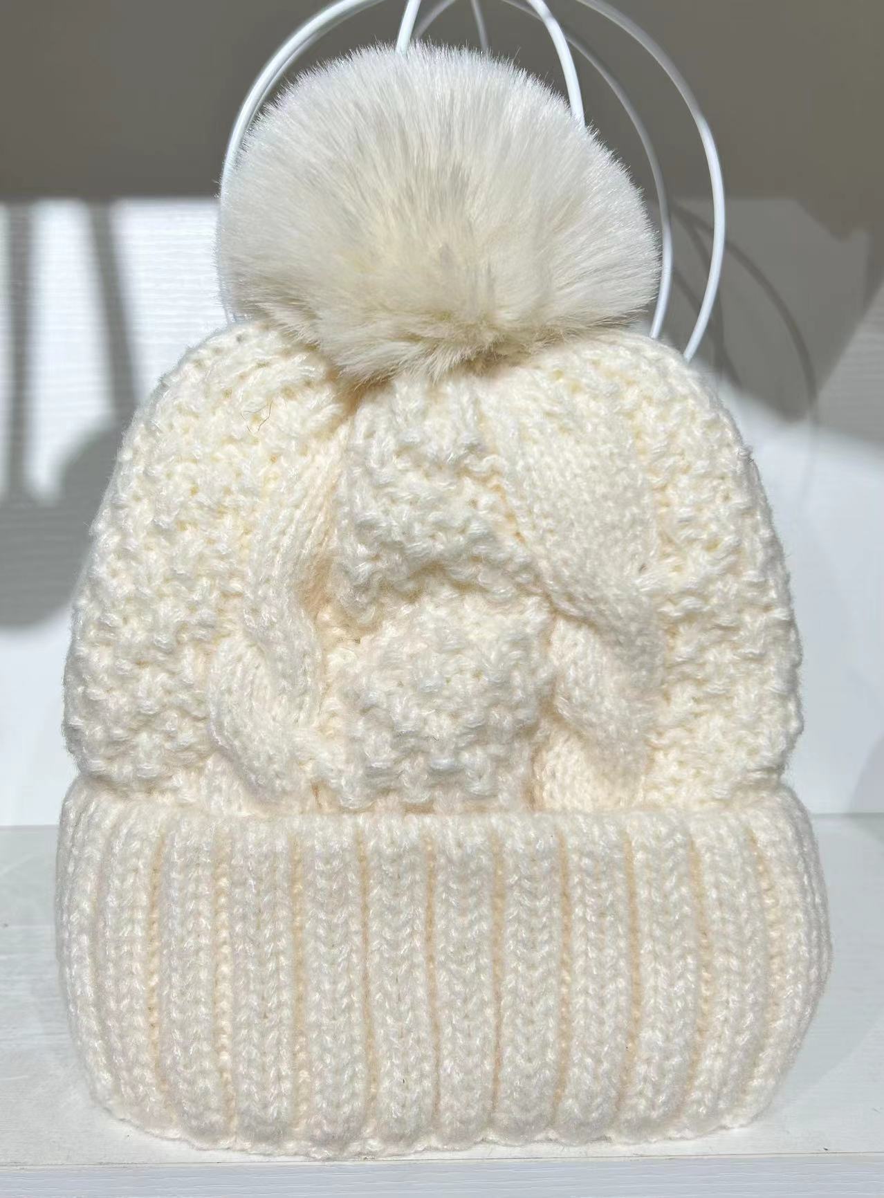 

New Winter Twist Knitting Hat For Women Fur Pompom Thick Plush Cap Beanie Solid Color Ladies Warm Ski Snow Skullies Beanies вершковий