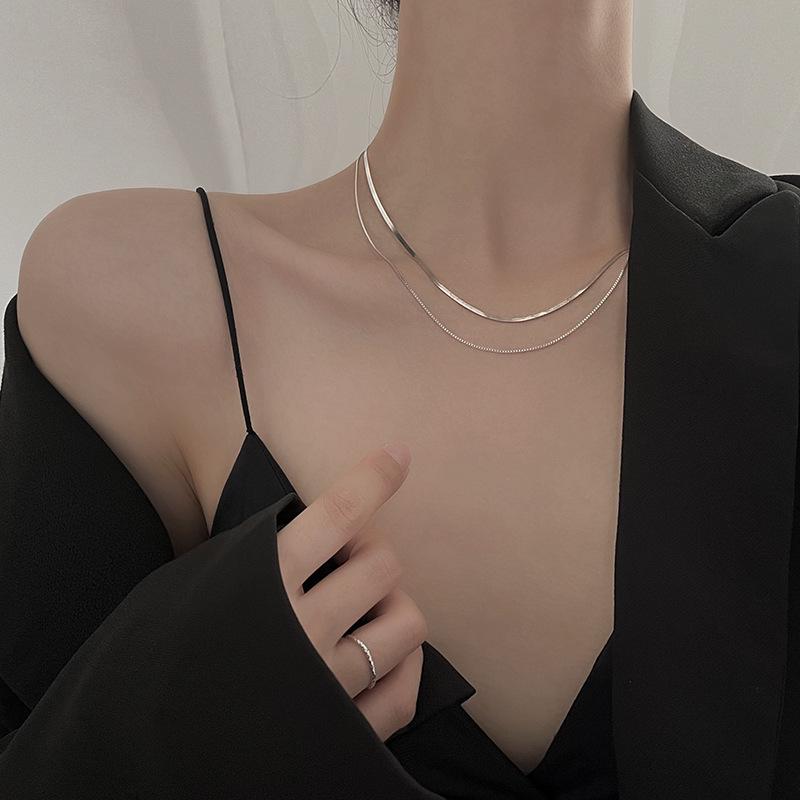 Korean Style Elegant Double Layer Necklace for Women - Retro Temperament Clavicle Chain