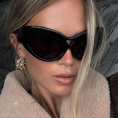 Fashion  Cat Eye Sunglasses Women Retro Big Butterfly Shape Hollow Eyewear Shades Uv400 Trending Wide Legs Men Sun Glasses