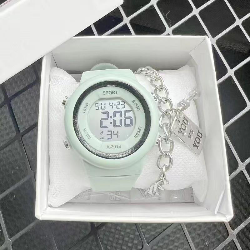 

Student Sports Watch With Digital Display For High School Teens