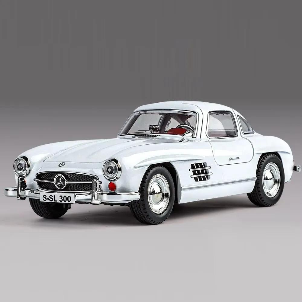 1:24 300SL Alloy Toys Diecast Models Cars 4 Doors Opened Vehicles Light Music Wheel Steering Vintage Car Children's Day Gifts