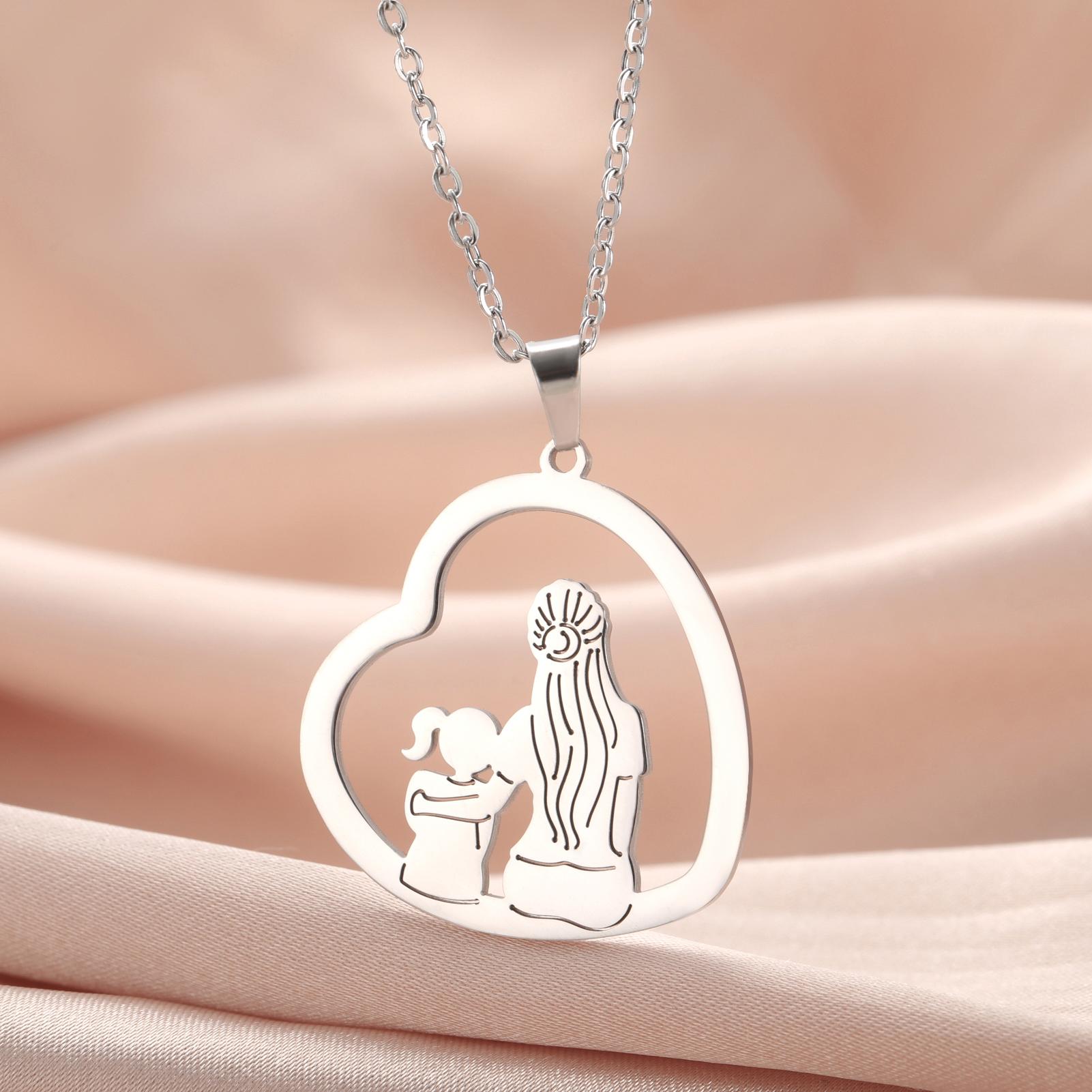 

LIKGREAT Beautiful Girl Mom Necklace Love Heart Pendant Stainless Steel Mother Daughter Jewelry Choker Gift for Family Mom Gift