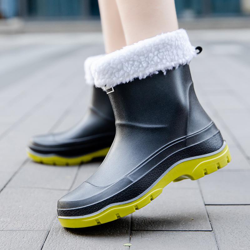 Japanese Style Women's Lightweight Waterproof Galoshes - Non-Slip Short Ankle Rain Boots