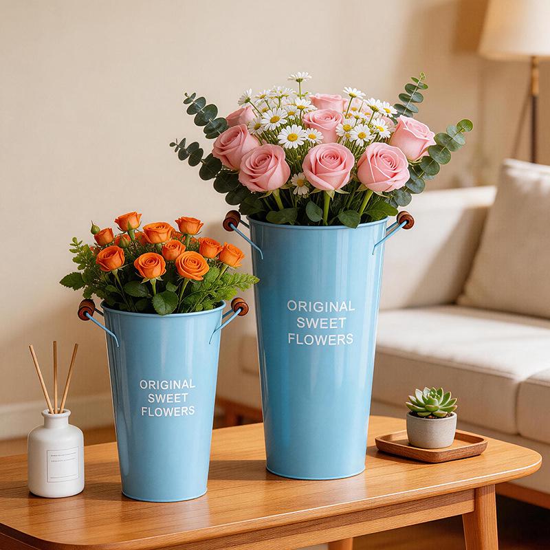Blue Wooden Handle Decorative Tin Flower Bucket for Fresh Arranging - High Capacity Watering & Displaying Iron Bucket