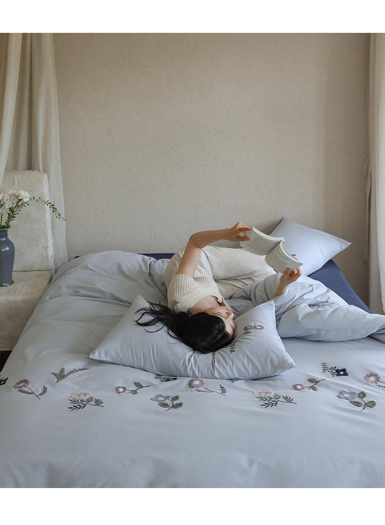 Elegant Blue Embroidered All-Cotton Bedding Set - Cozy and Thick for Autumn and Winter