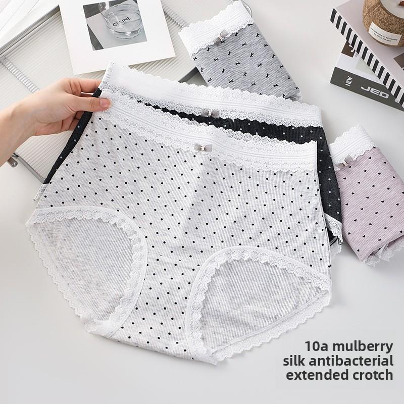 Large Size Female Spring and Autumn Lace Antibacterial Extended Crotch Triangle Briefs