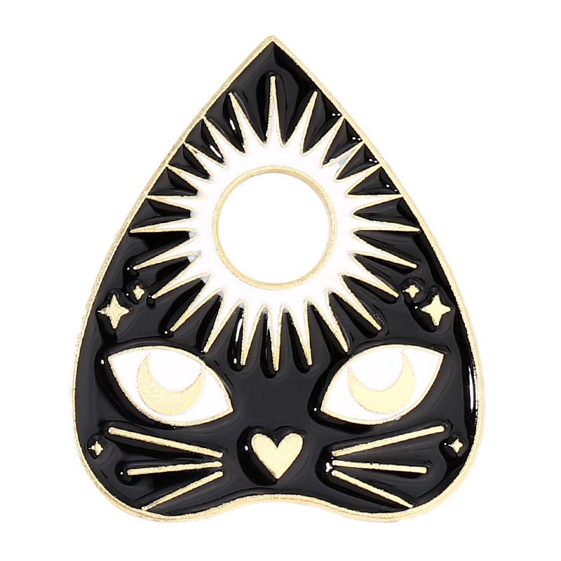 

Trendy Cat Black Heart Brooch With Star Moon And Sun Elements For Fashion Unique XZ6598