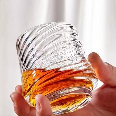 6oz 175ml Ev Tipi Şeffaf Moda Cam Bardak Kahve Meyve Suyu Bardakları Düzensiz Su Süt Kokteyl Brendi Kupaları Çizgili Şarap Bardağı