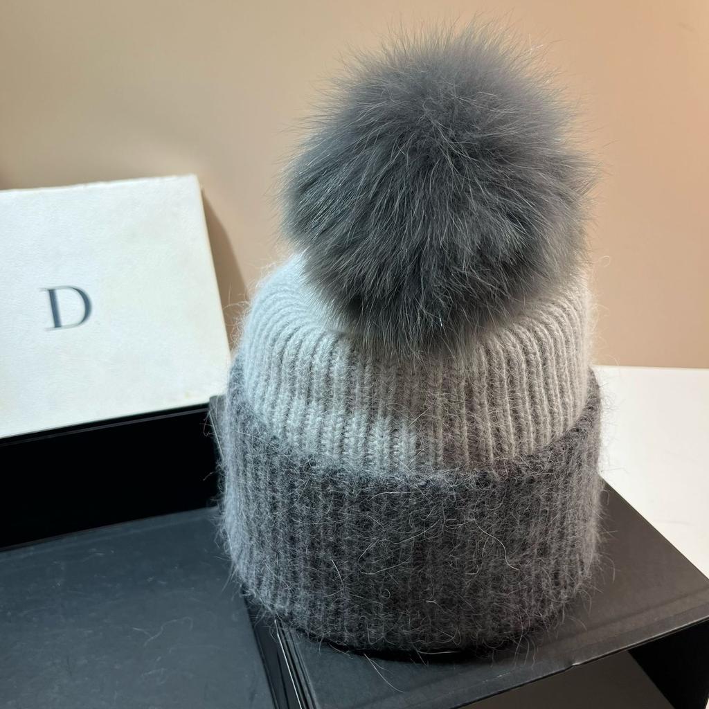 Flowers And Youth Icelandic Fox Hairball Knitted Hat Nordic Cold Winter Warm Thickened Double Rabbit Hair Ear Protector