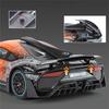 Modello di auto sportiva in lega Benzs One in scala 1/18 Diecast Metallo Concept Veicoli da corsa Modello di auto Simulazione suono e luce Giocattoli per bambini Regalo