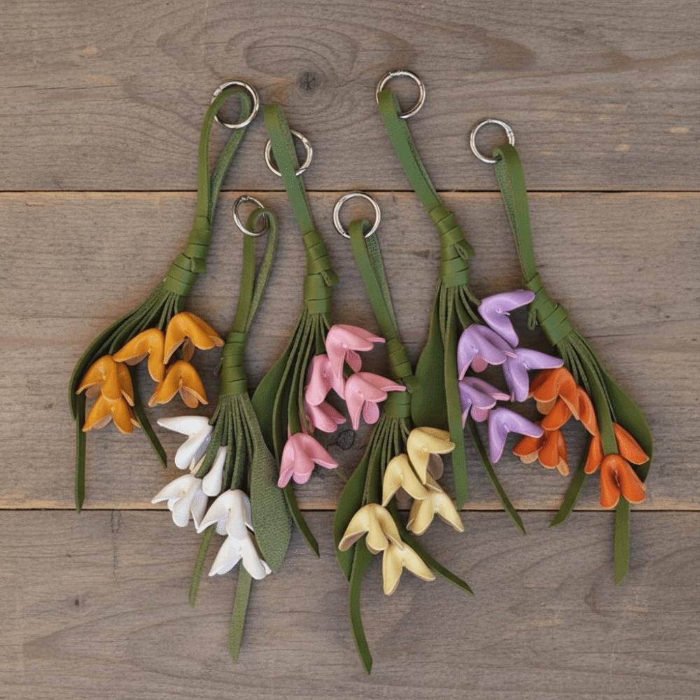 Handmade Flower Pu Keychain Hanger Bag Pendant Lovely Tulip Bouquet Leather Pendant  Women