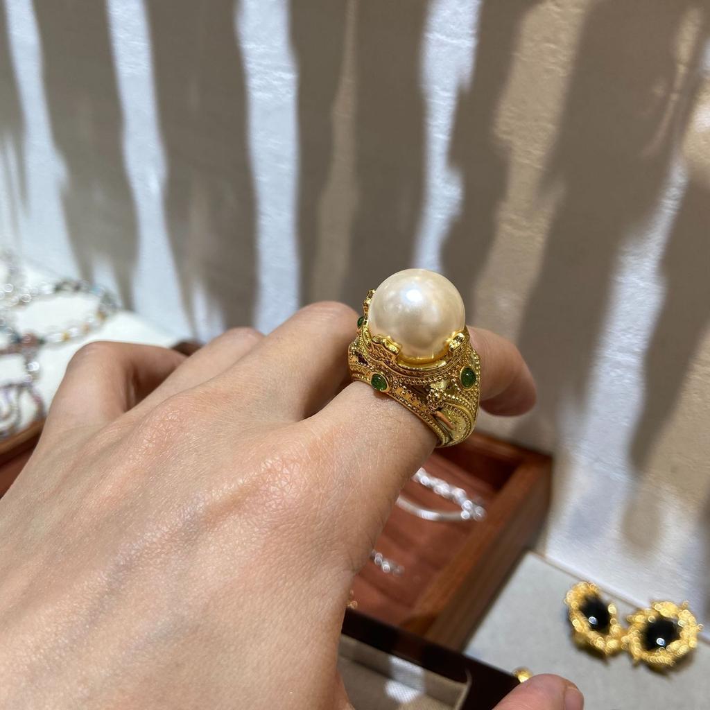 Vintage Three-dimensional Pearl Luxury Ring, Three-dimensional High-end Copper-plated Real Gold Natural Gemstone Ring