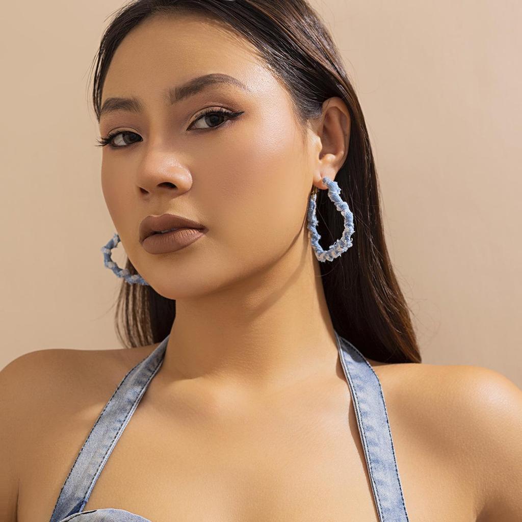 Szykowne Kolczyki Koła Geometryczne - Elegancki i Współczesny Design