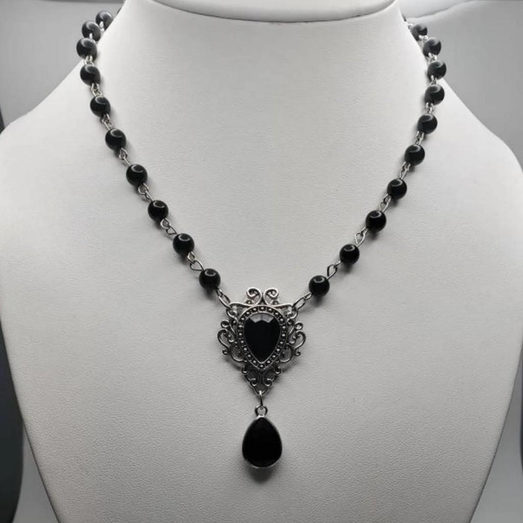 Renaissance Inspired Alloy Pendant Necklace With Cross Chain For Fashionable Ladies Single Layer