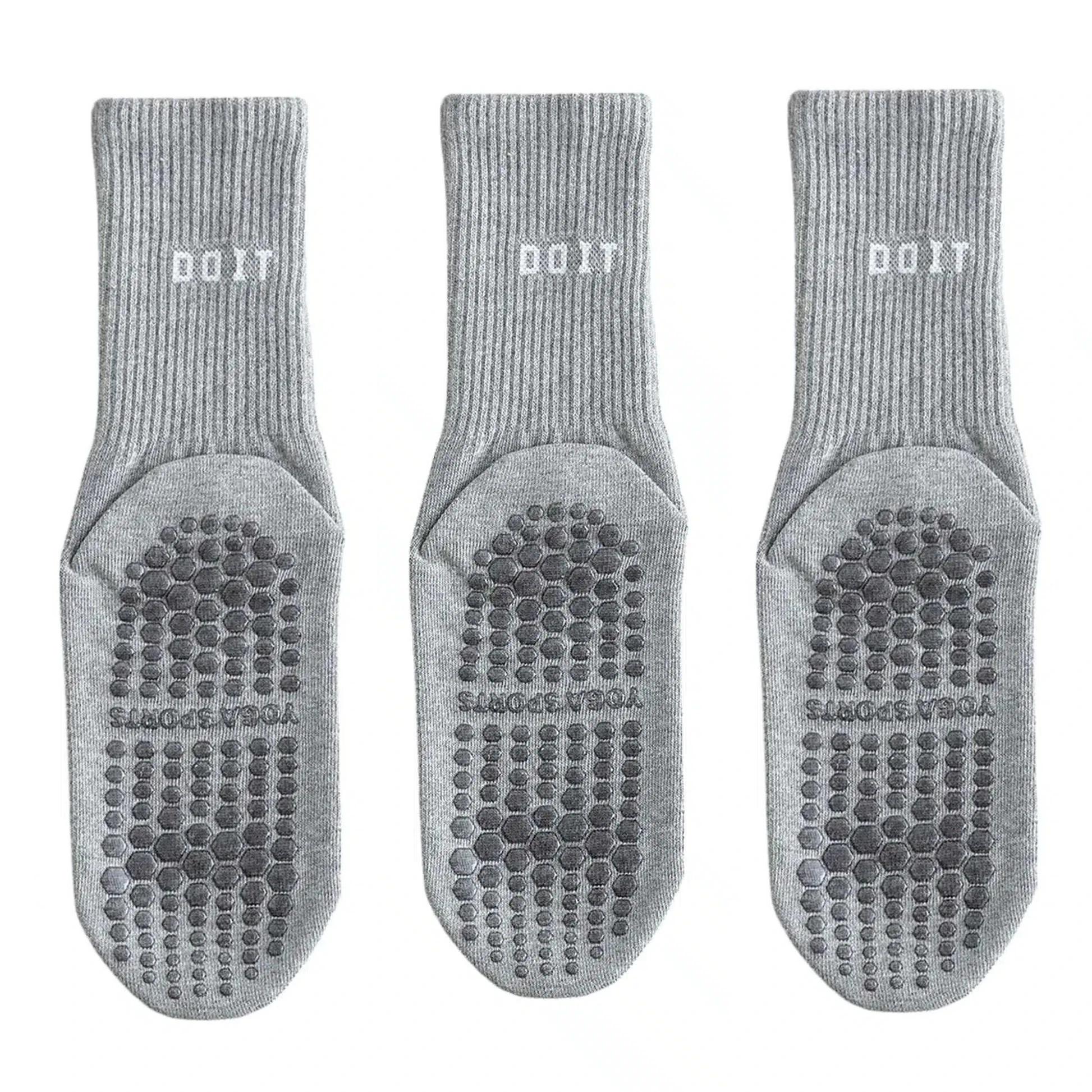 3 Pairs Women s Non-Slip Yoga & Pilates Socks-Grip-Dense Non-Slip Sole for Gym, Studio, Everyday - Easy- Fitness Accessories One Size