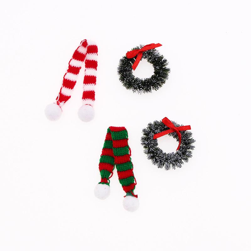 1:12 Dollhouse 4cm Christmas Wreath Ornament - Miniature Festive Hanging Prop