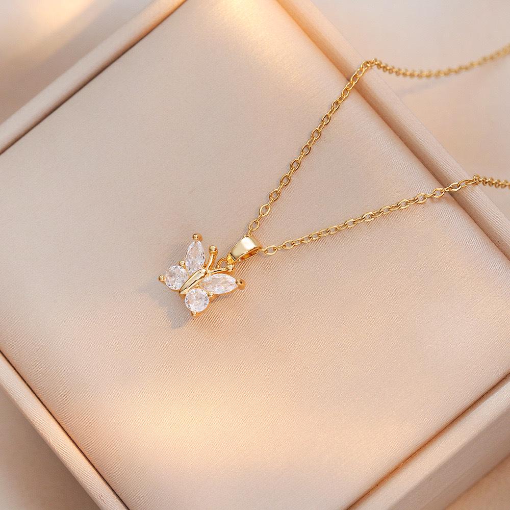 Butterfly Necklace with Color-Retaining Zircon - Fashionable, Versatile Women's Jewelry Accessory.