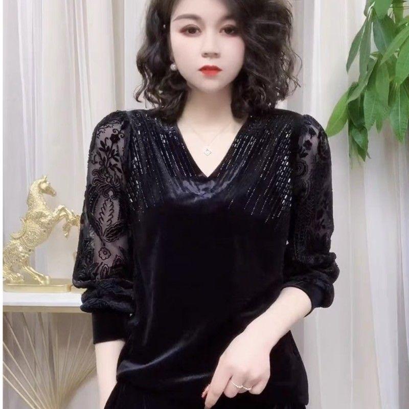 Women Vintage V-Neck Lace and Velvet Blouse with Stylish Diamonds