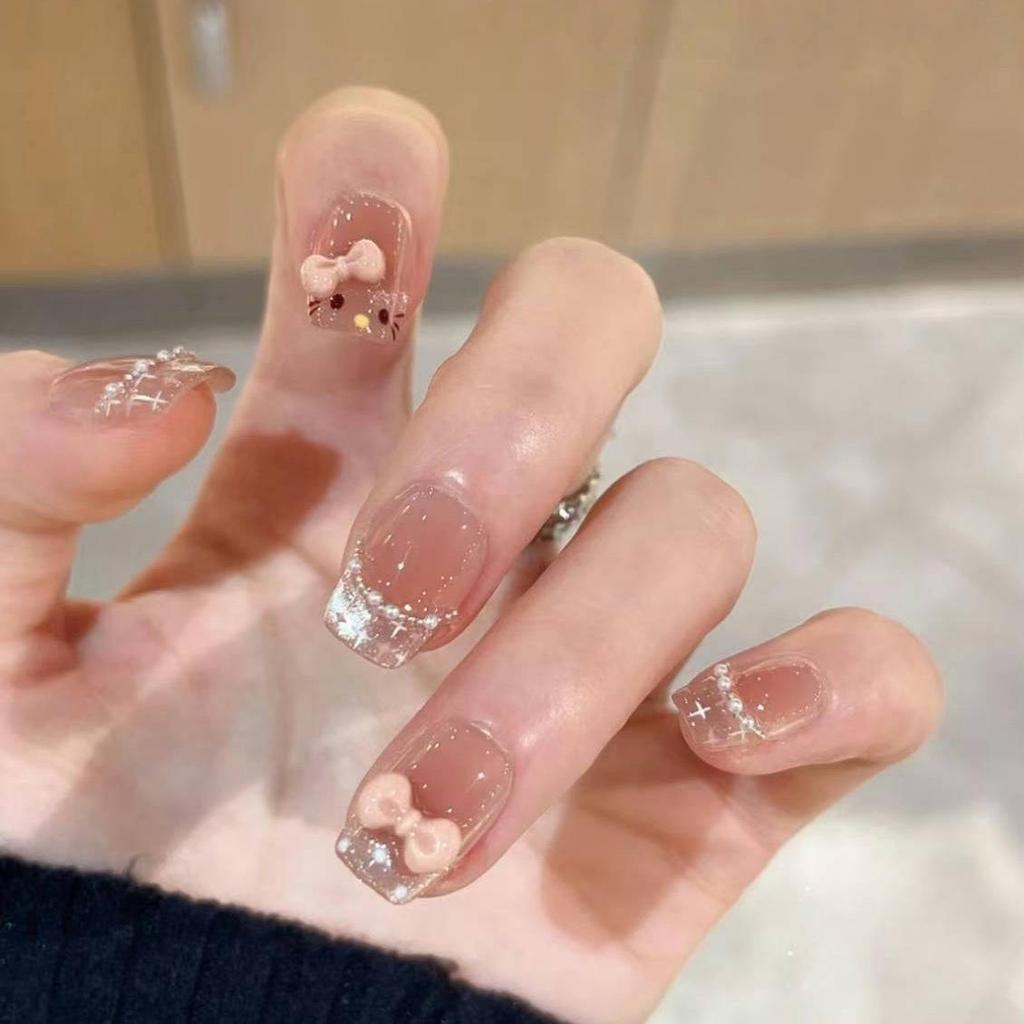 Cute KT Skin-Brightening Cat Eye Handmade French Nails with Fragrant Style and Sparkle Bow