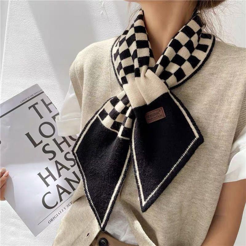 Checkerboard Cross Small Scarf for Women Korean Version  High End Warm and Versatile  Winter Fashionable Scarf Spring and Autumn Decorative Scarf