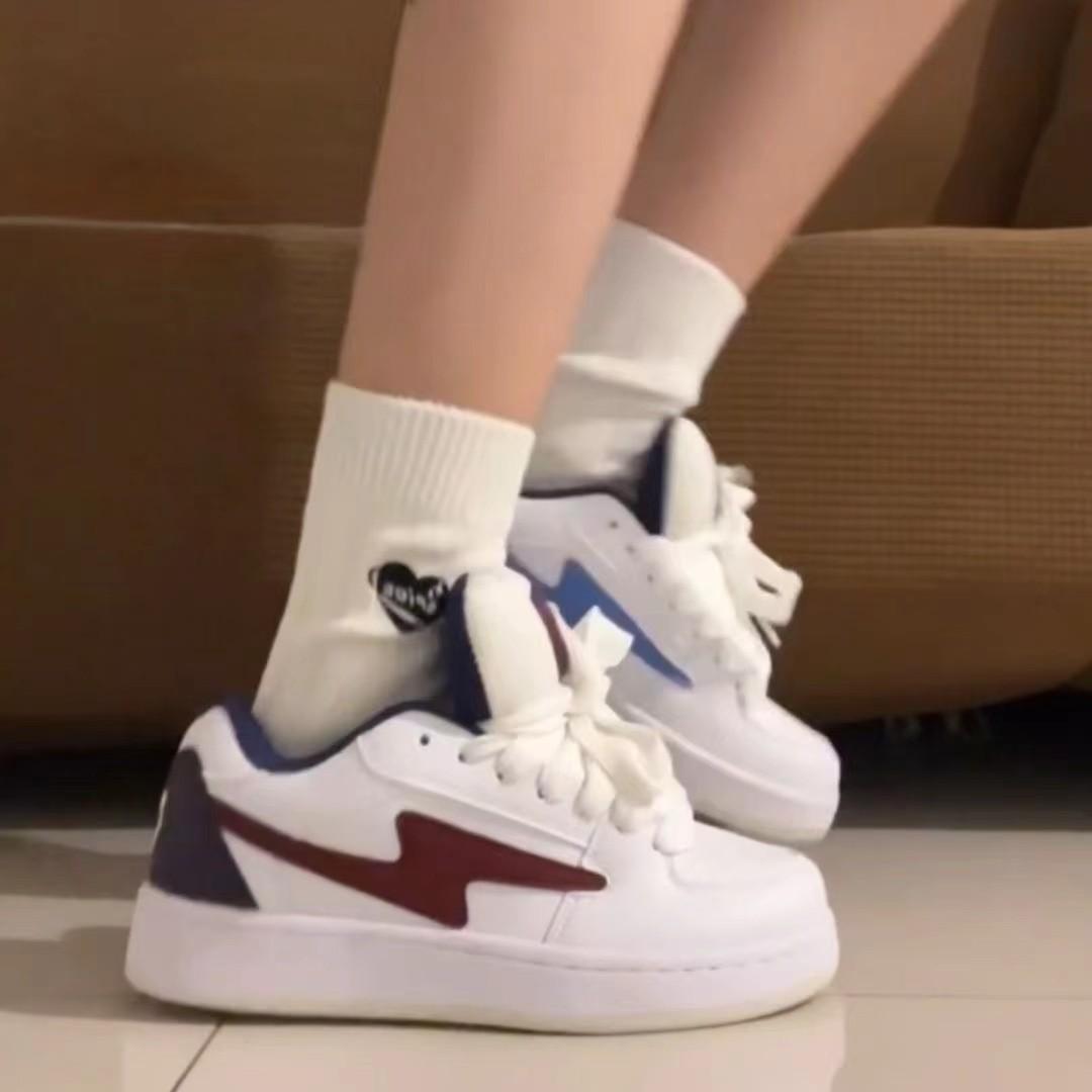 

Guochao Retro Mandarin Duck White-Blue-Red Women s Casual Loafers 35 белый