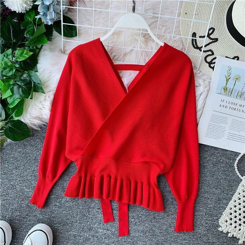 Autumn/winter Sexy V-neck Bat Sleeve Knit Slimming Short Sweater