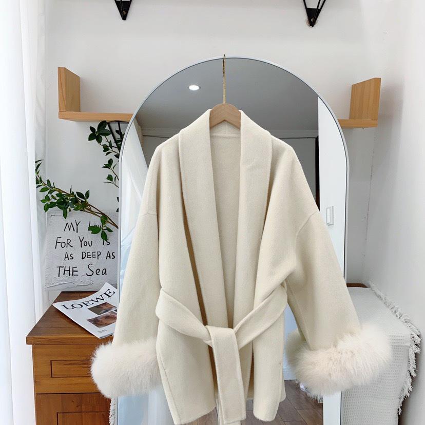2025 Women's Short Fox Fur Wool Coat - Double-Sided Bathrobe Style