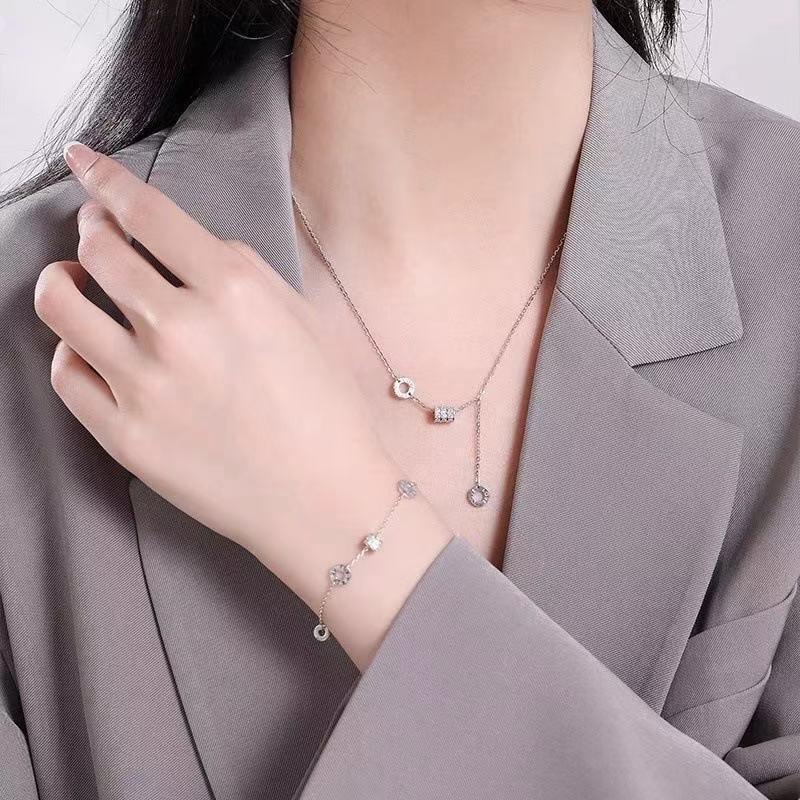 Sterling Roman Numeral Waist-Shaped Bracelet Women Rose Gold Minimalist Elegant Daily Wear