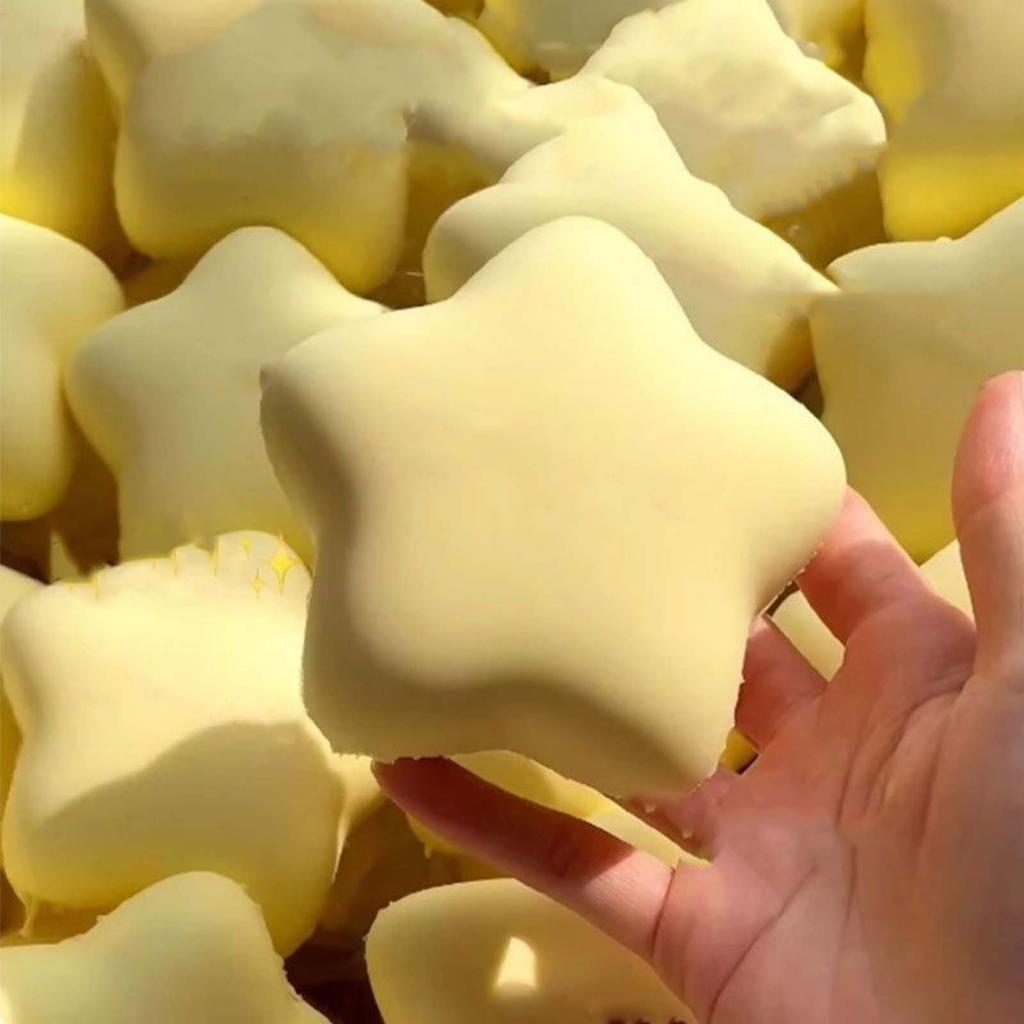 Star Shaped Stress Relief Toy Soft Plush Squeeze Toy for Office Desk Handheld Fidget Toy for Anxiety and Stress Reduction