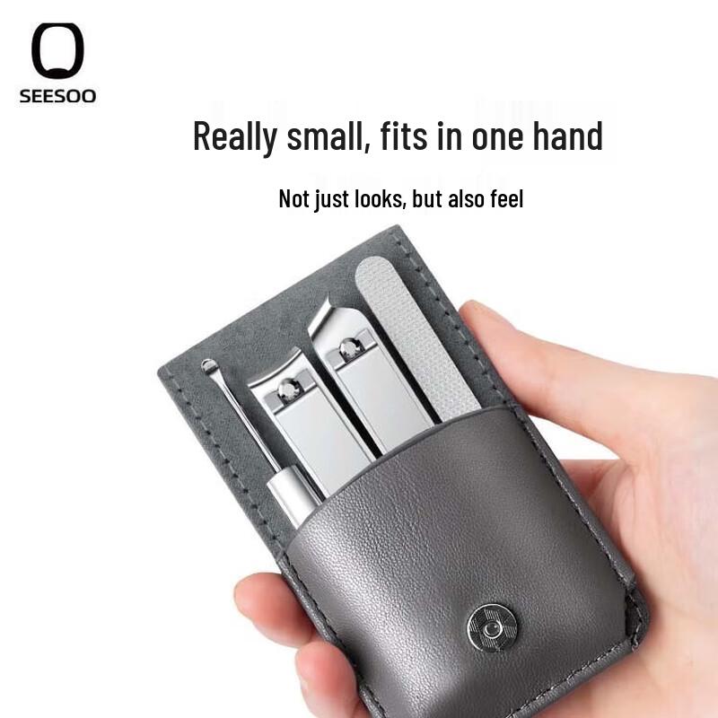 Seesoo 4-Piece Manicure and Pedicure Set